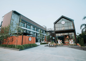 โรงแรมภูสกลวิลล์