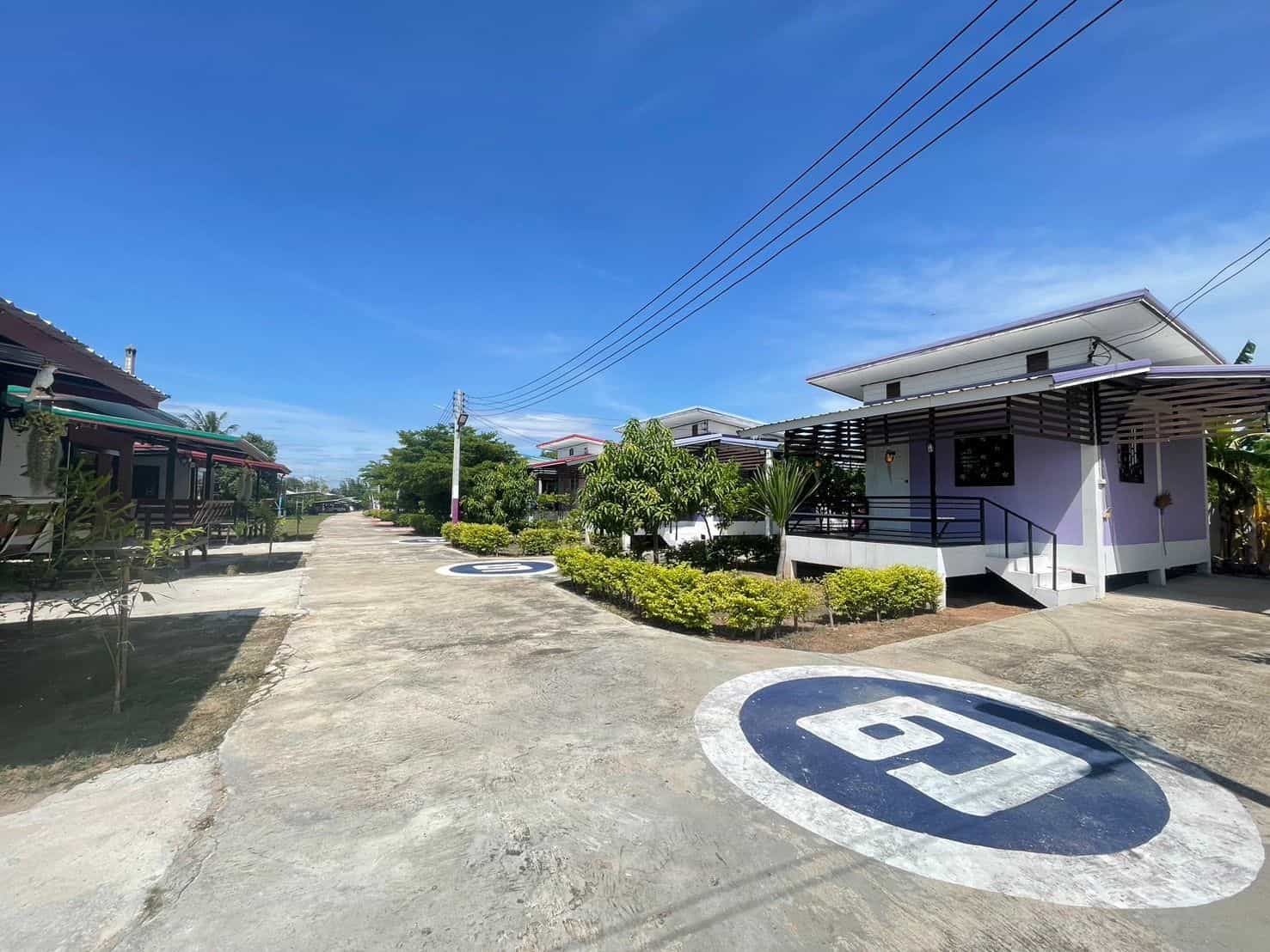 Ban Fah Phu Din (Room on Request)