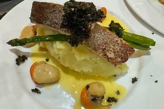 Tin Dragon Trail Cottages Tin Dragon Trail Cottages