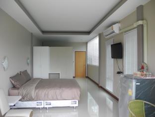 Wind Hills Resort