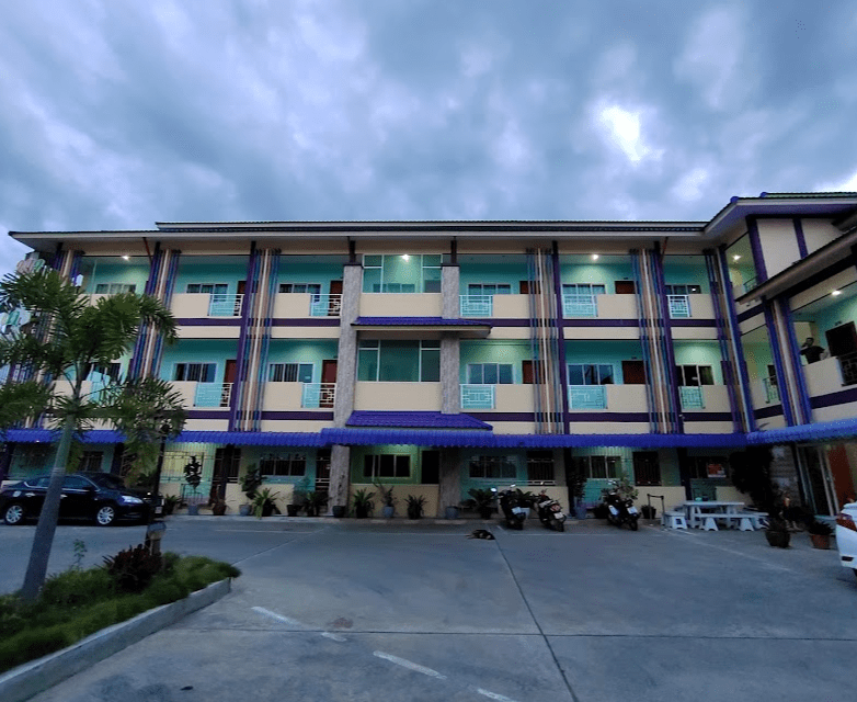 Paradise Apartment Buayai