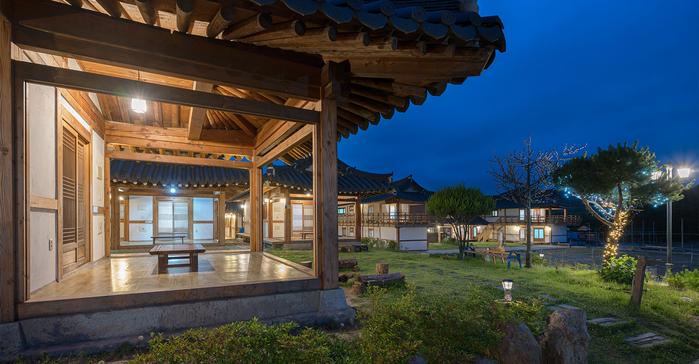 คย็องจู ฮันอก เพนทาวน์