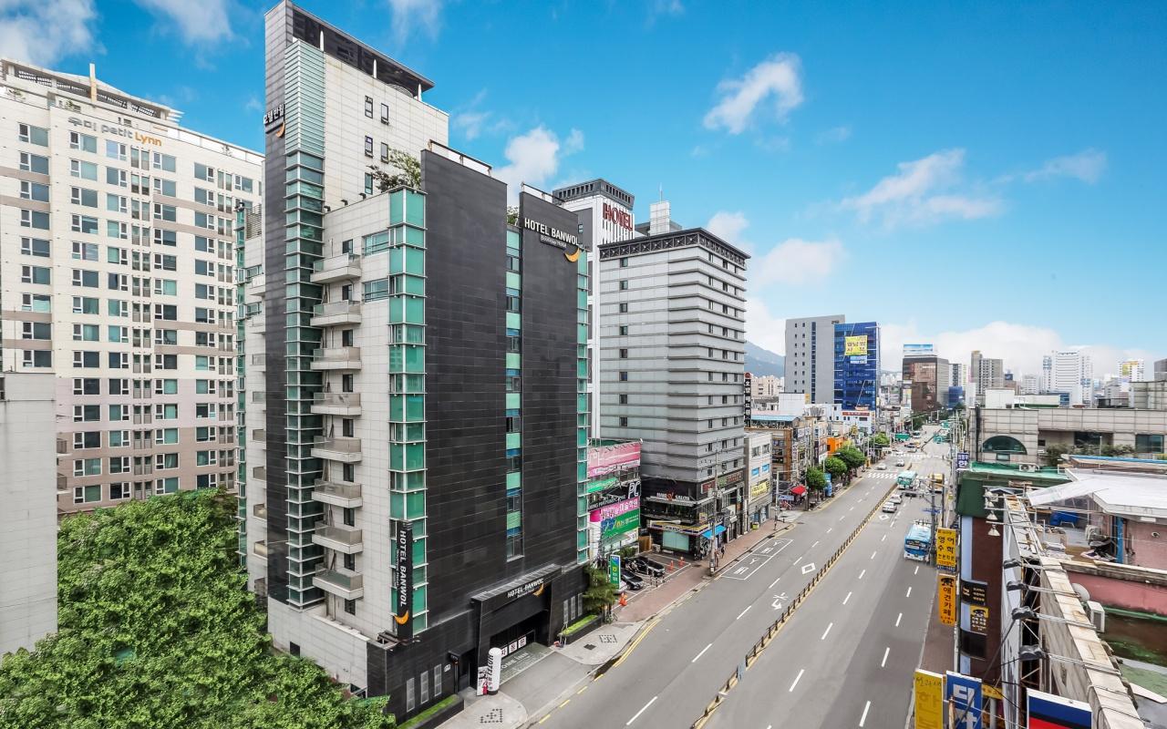 โรงแรม แบนวอล โรงแรม แบนวอล