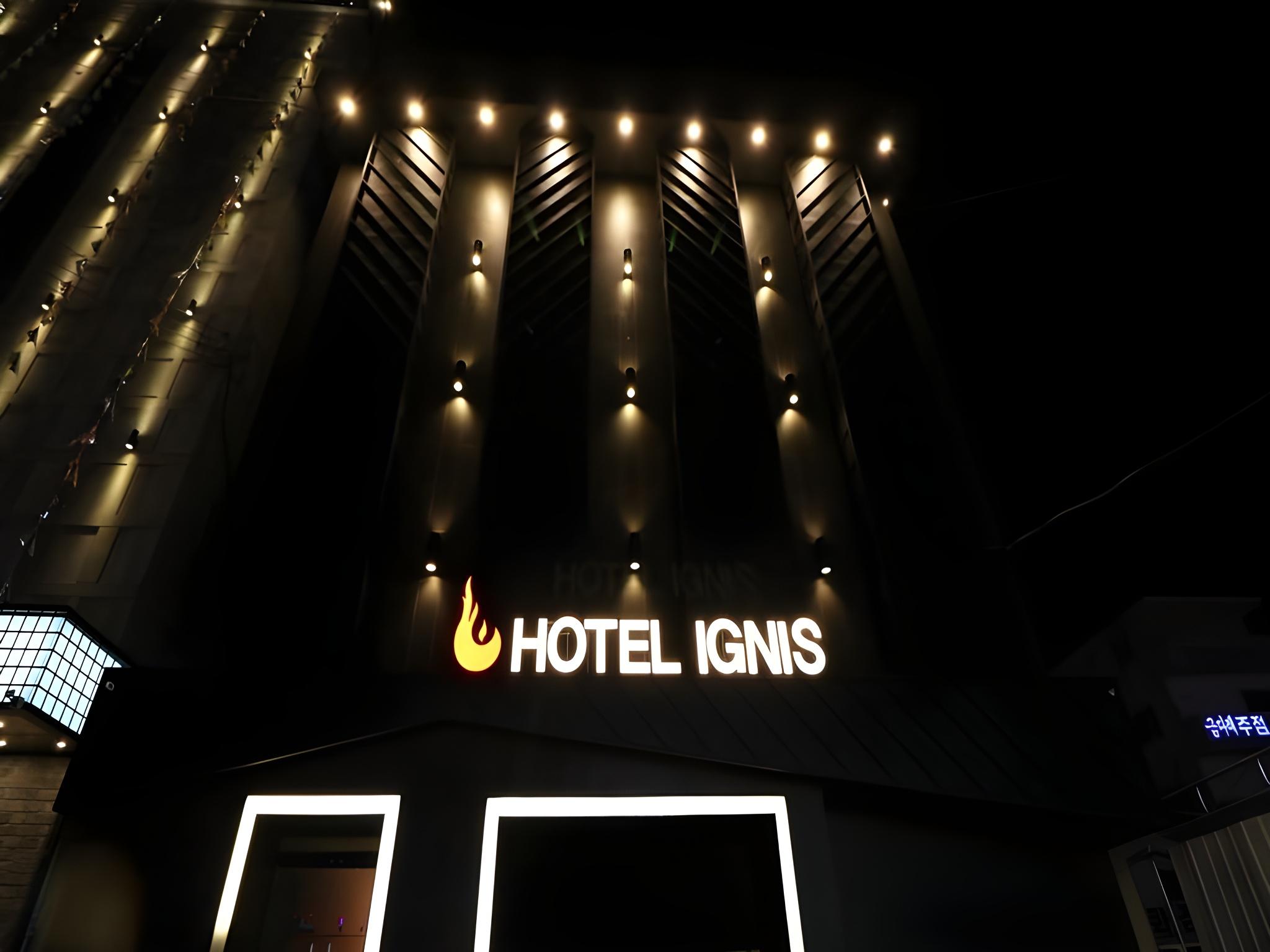 โรงแรมอิกนิส