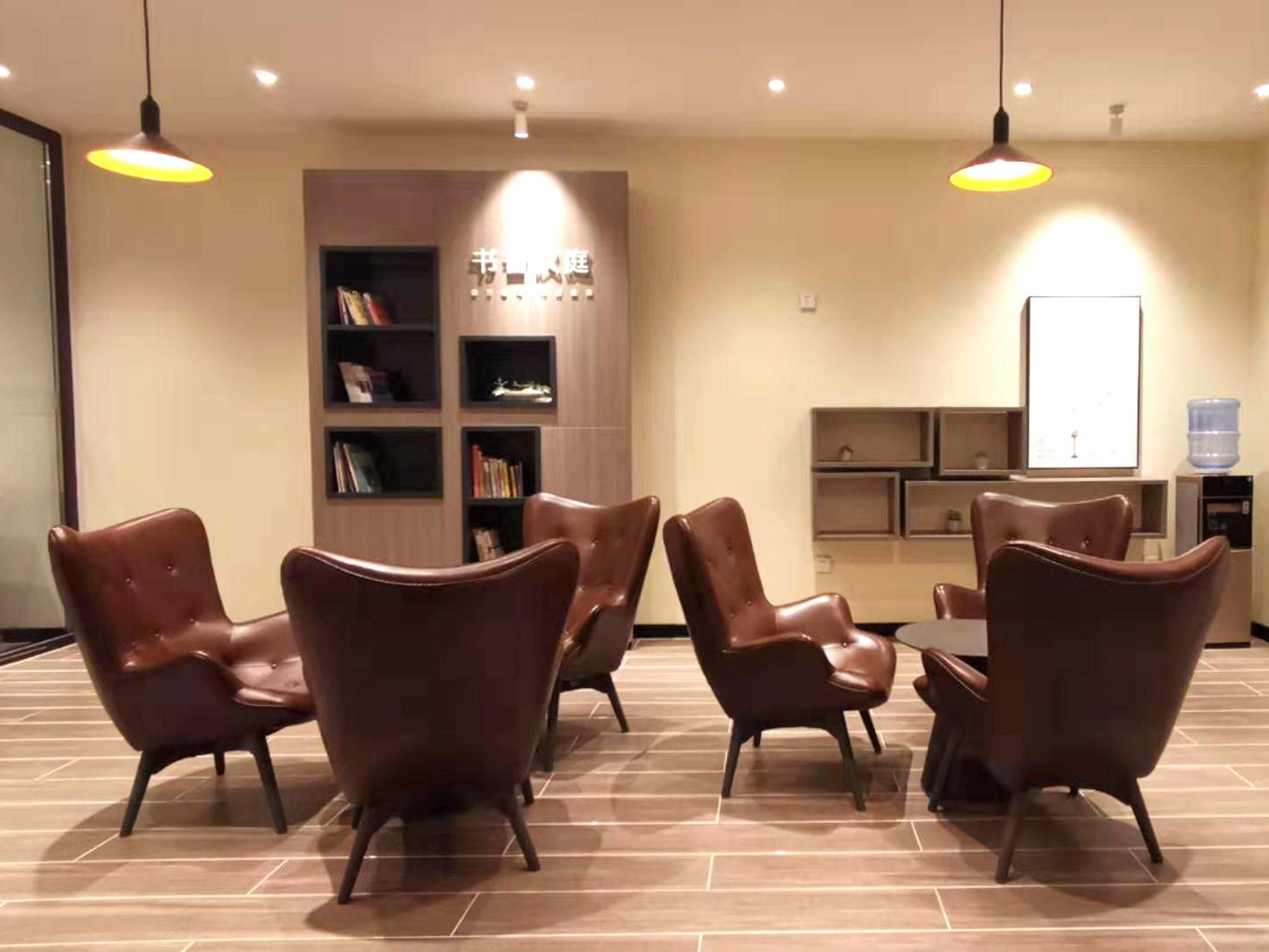 ฮั่นติง โฮเทล เว่ยฟาง ชิงโจว ฮั่นติง โฮเทล เว่ยฟาง ชิงโจว