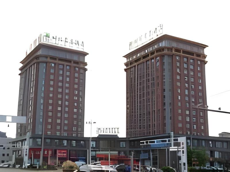 กรีนทรี อินน์ สถานีขนส่งเก่าหุนชุน กรีนทรี อินน์ สถานีขนส่งเก่าหุนชุน