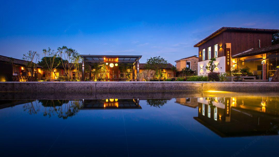 โรงแรมฟลอรัล ฮ่องชูลิน จื่อเมิ่ง