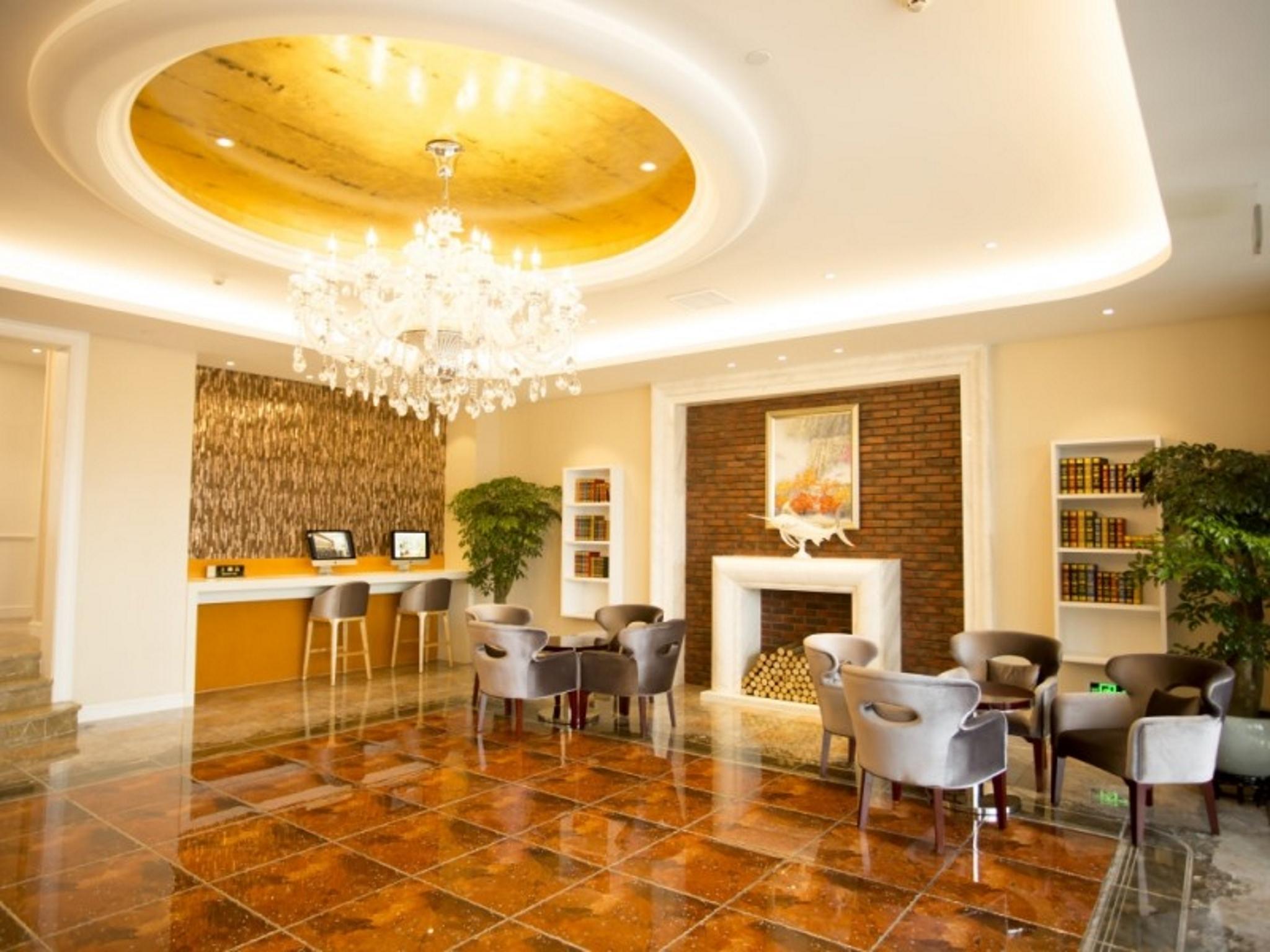 กรีนทรี อินน์ เอียนเฉิง เจียนหู โอวเปาลียา จุนหยวน เอ็กซ์เพรส โฮเต็ล