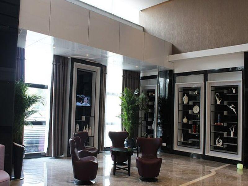 ลาเวนเด โฮเต็ล วู่หาน วู่เจีย เมาน์เท่น บรานช์