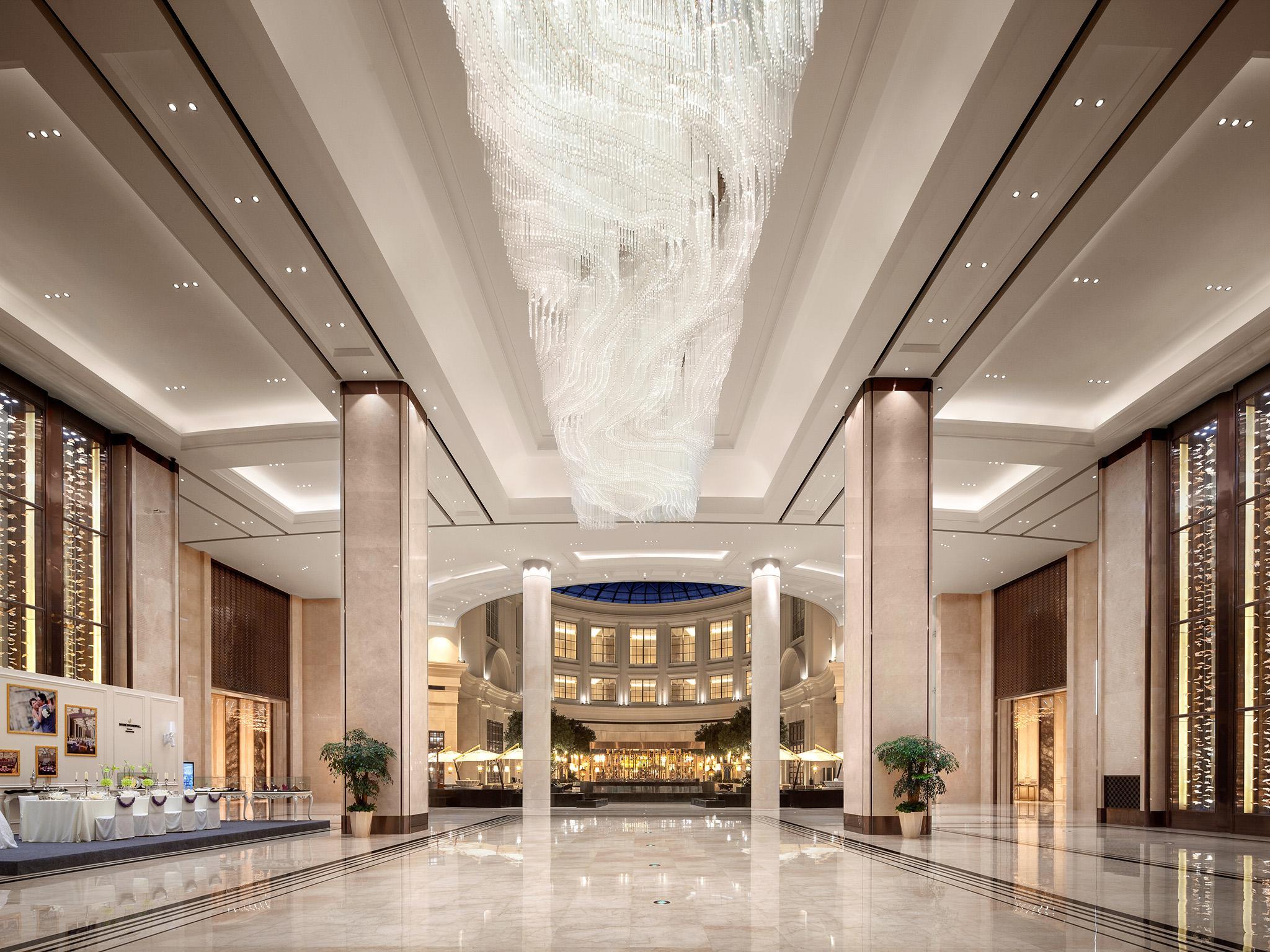 อินเตอร์คอนติเนนตัล อู๋ฮั่น อินเตอร์คอนติเนนตัล อู๋ฮั่น