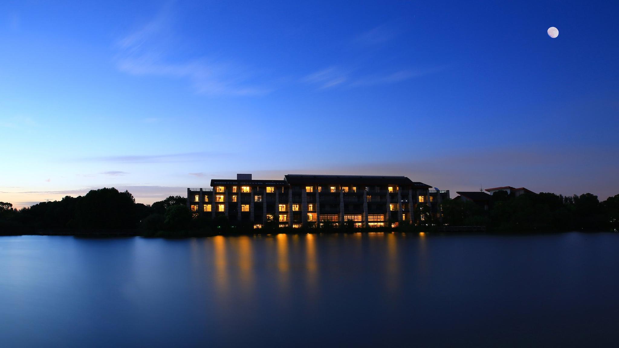 ฮอลิเดย์ อินน์ คุนซาน หัวเฉียว