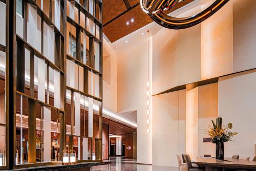 พูลแมน เหรินหวย ชวงเมิ่ง พูลแมน เหรินหวย ชวงเมิ่ง