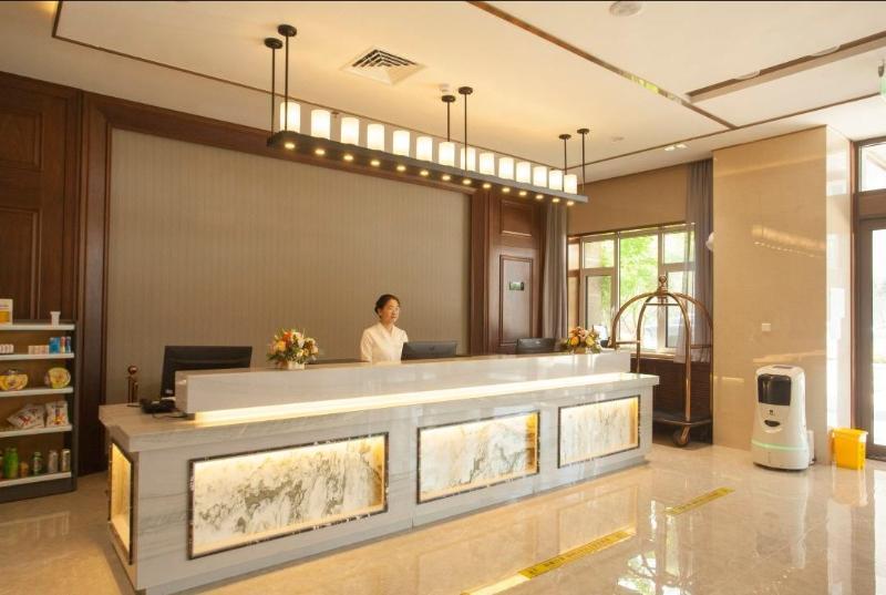 Qingdao Joyfall Hotel