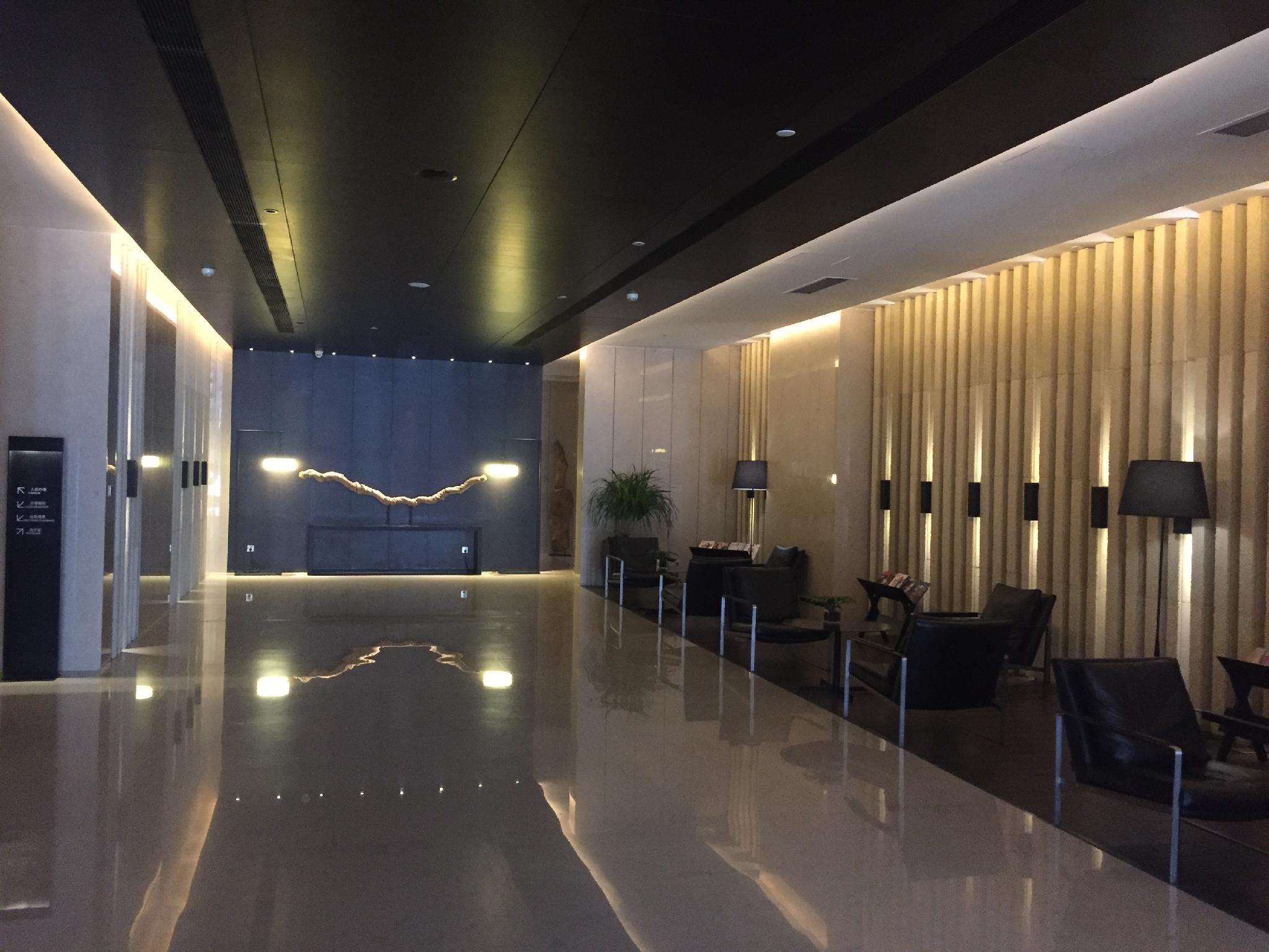 อีสเทิร์น เฮาส์ โฮเทล