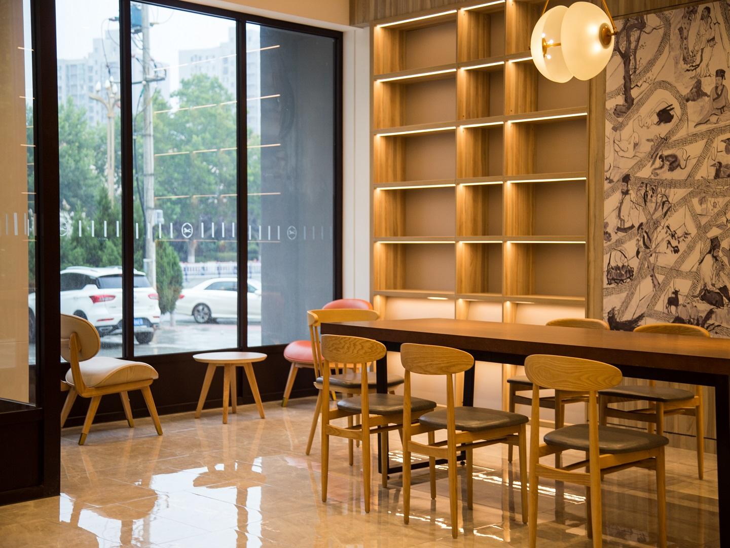 ฮ่านติง พรีเมียม โฮเทล หยานไถ ไหลซาน ถนนอิงชุน