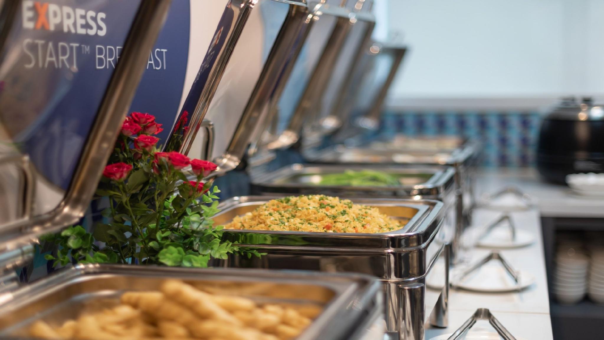 Holiday Inn Express Guiyang Century City Mall