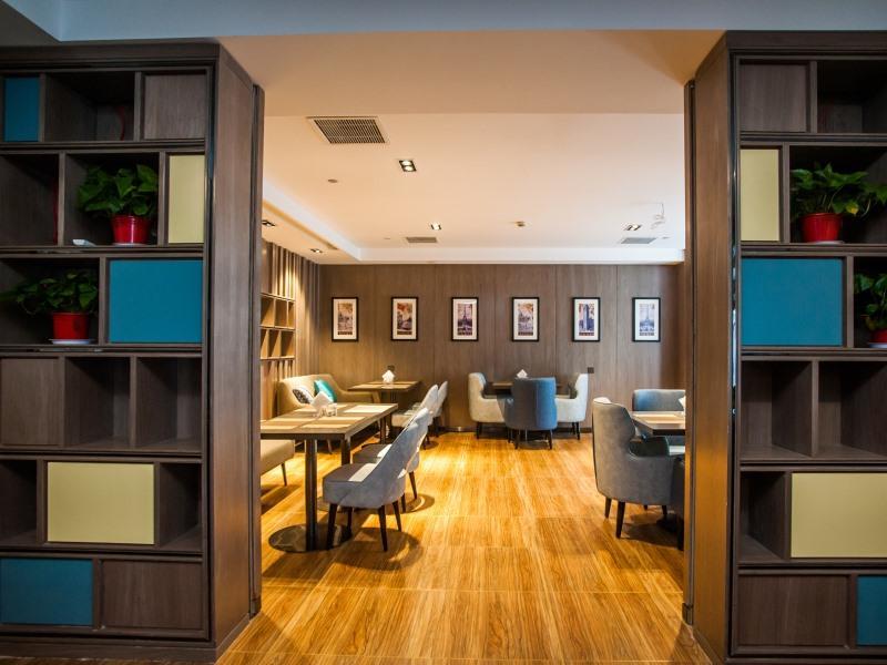 กรีนทรี อีสเทิร์น โฮเต็ล เหลียนหยุนกัง ว่านต้าพลาซา โฮเต็ล