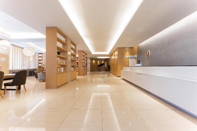 เจไอ โฮเทล ฉีชีฮาร์ ถนนปู้ขุย