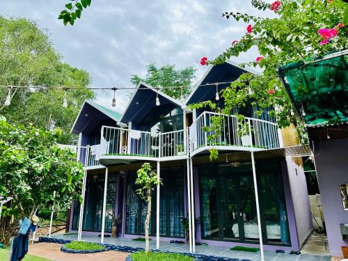 Son River House Son River House