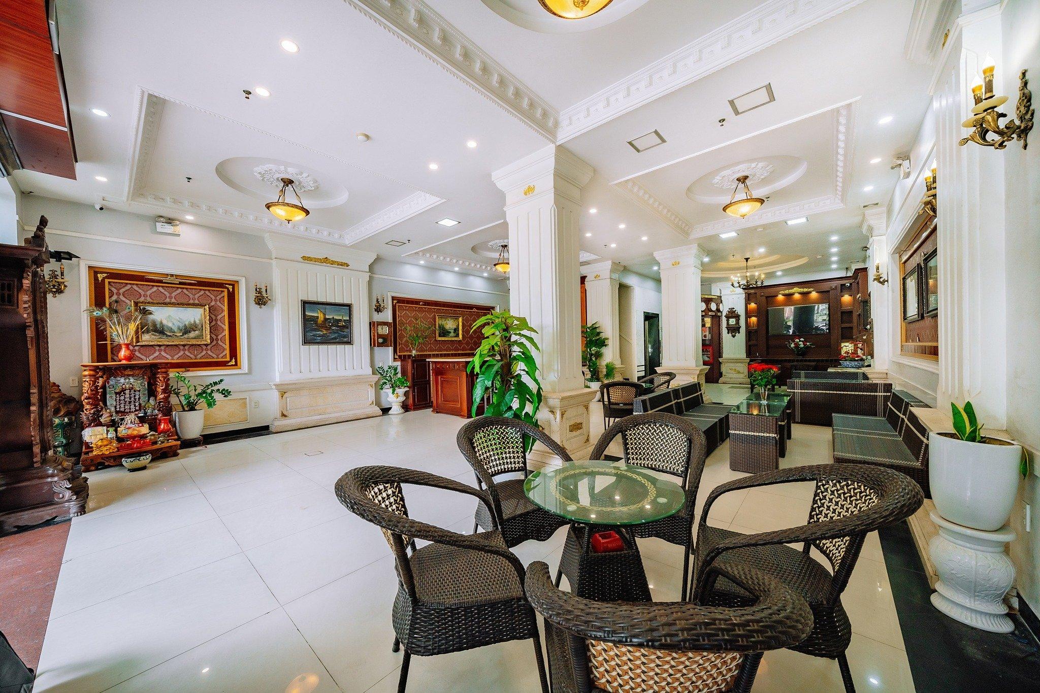 Chu Long Hotel