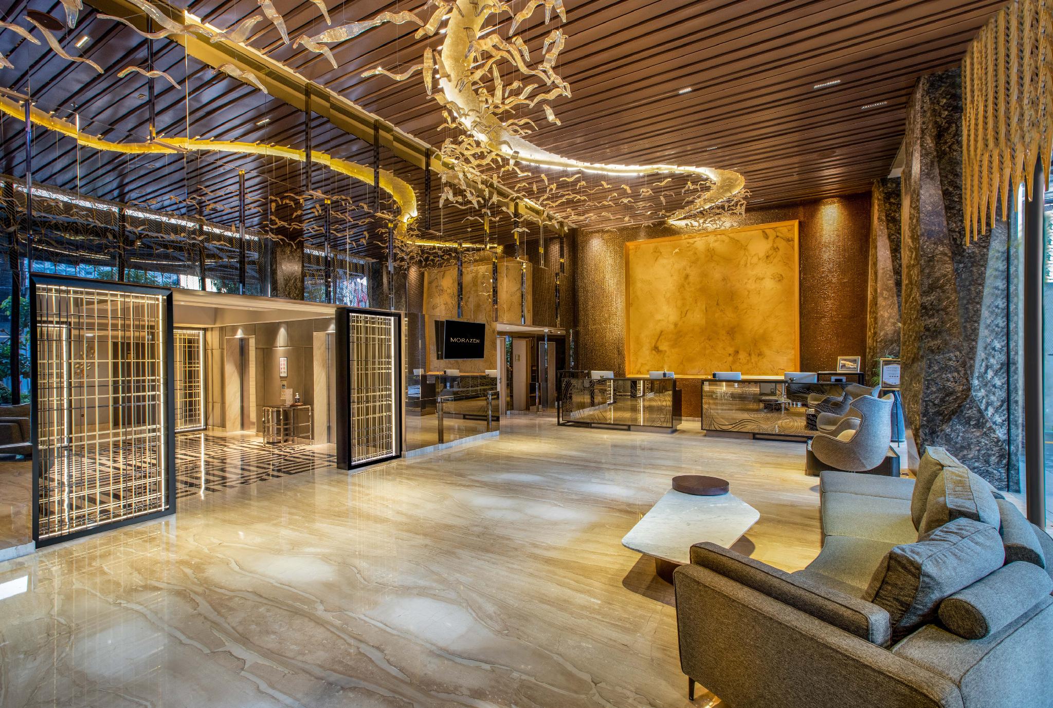 โมราเซ็น สุราบายา