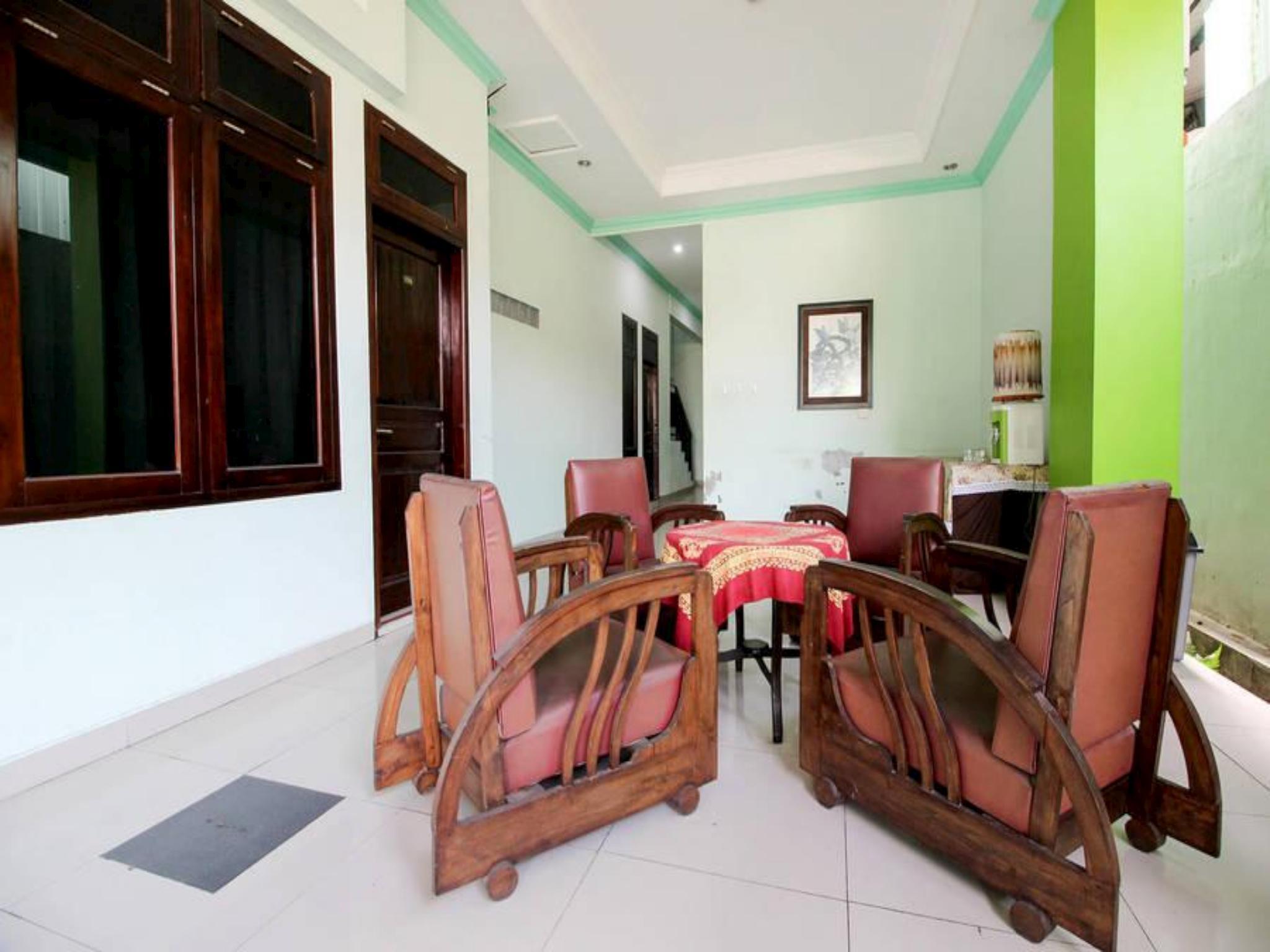 RedDoorz Plus @ Timoho RedDoorz Plus @ Timoho