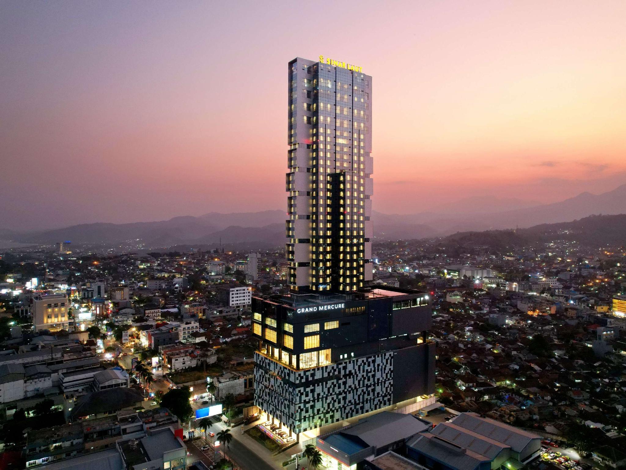 แกรนด์ เมอร์เคียว ลัมปุง