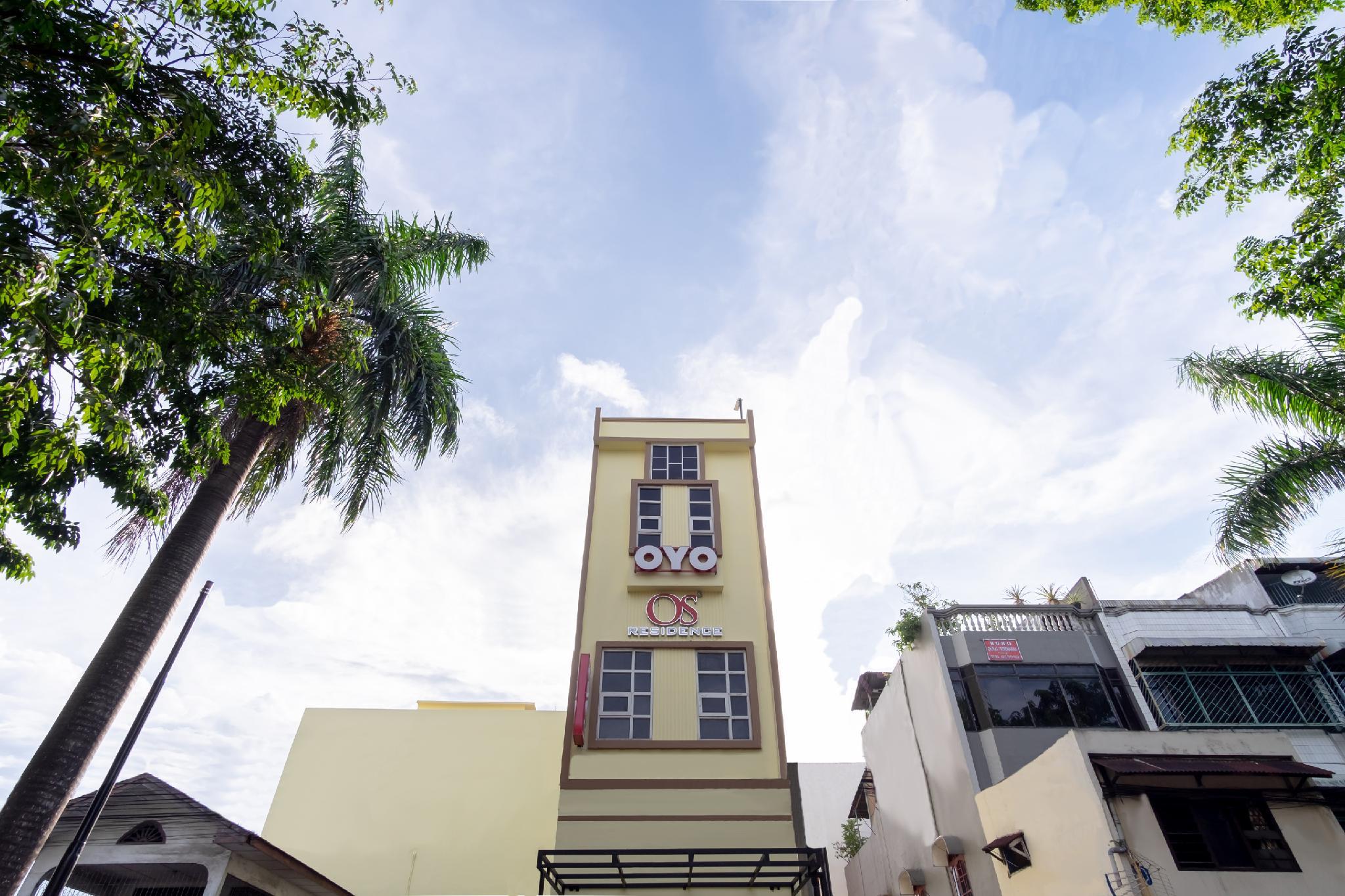 Super OYO 1377 Os Residence