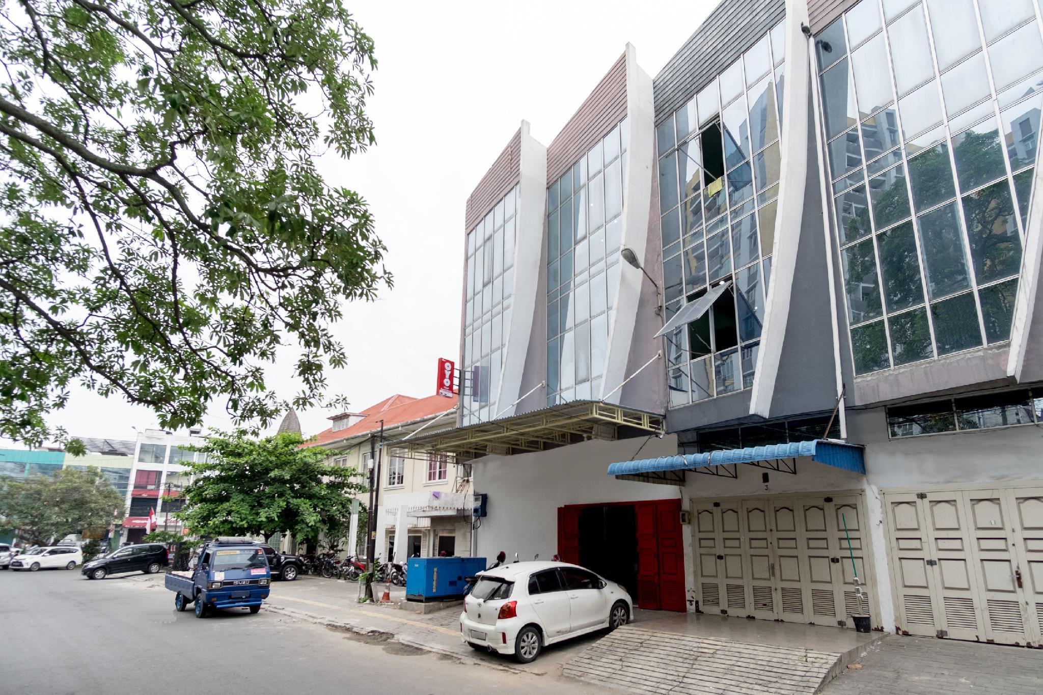 Super OYO 839 Royal Guest House