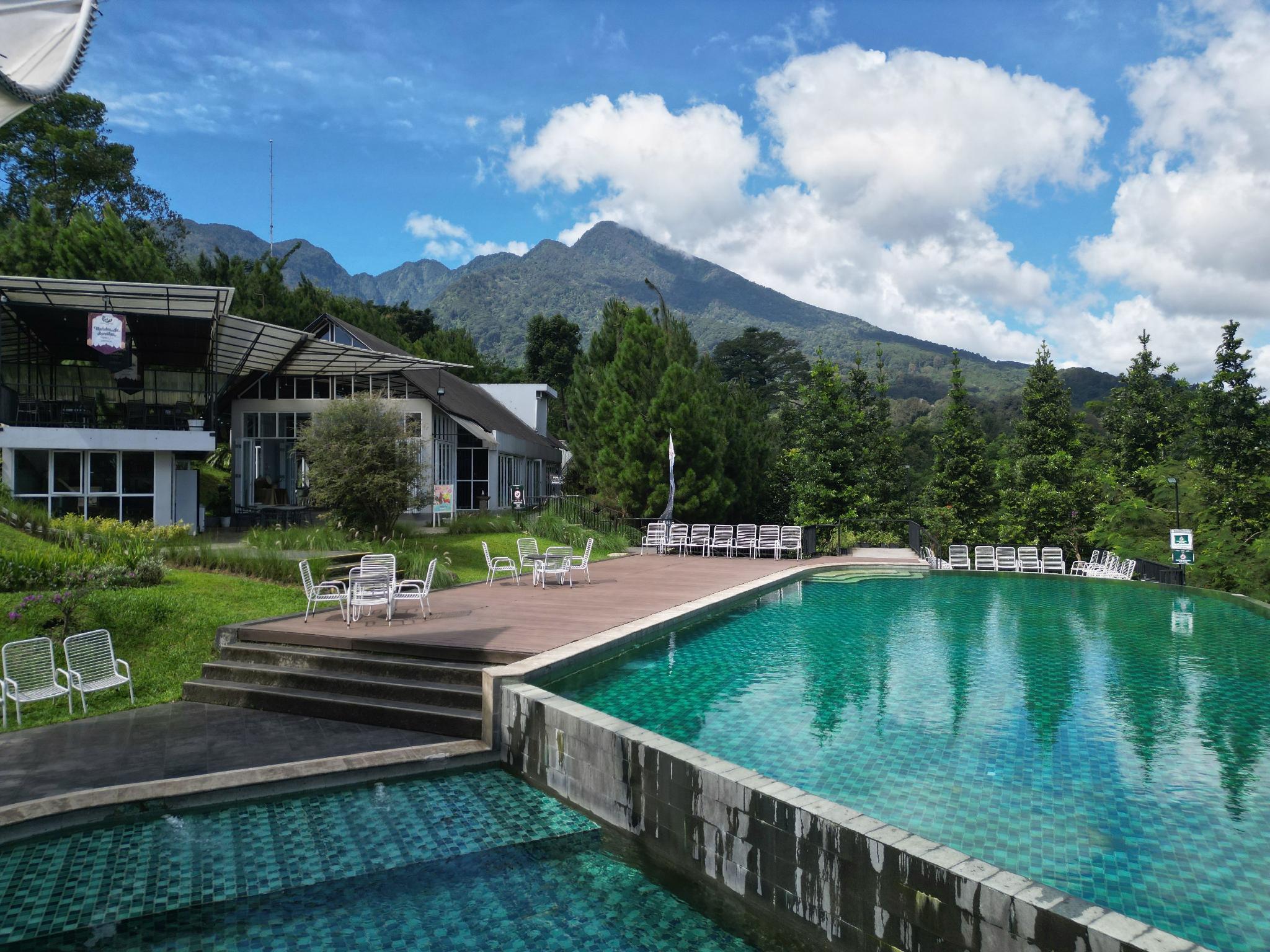 Leuweung Geledegan Ecoldge