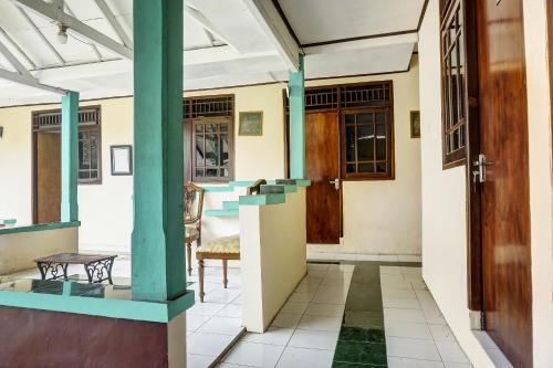 OYO 90928 Wisma Asri Putra Syariah