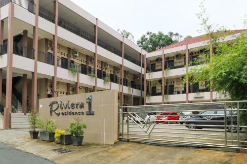 ริเวียรา เรสซิเดนซ์