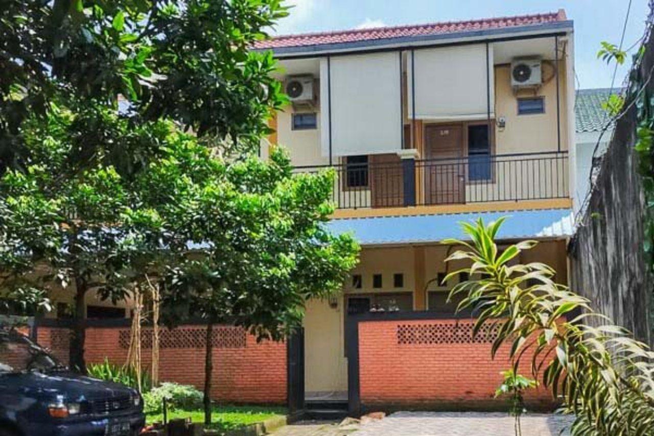 Kostawira Syariah Bintaro Mitra RedDoorz