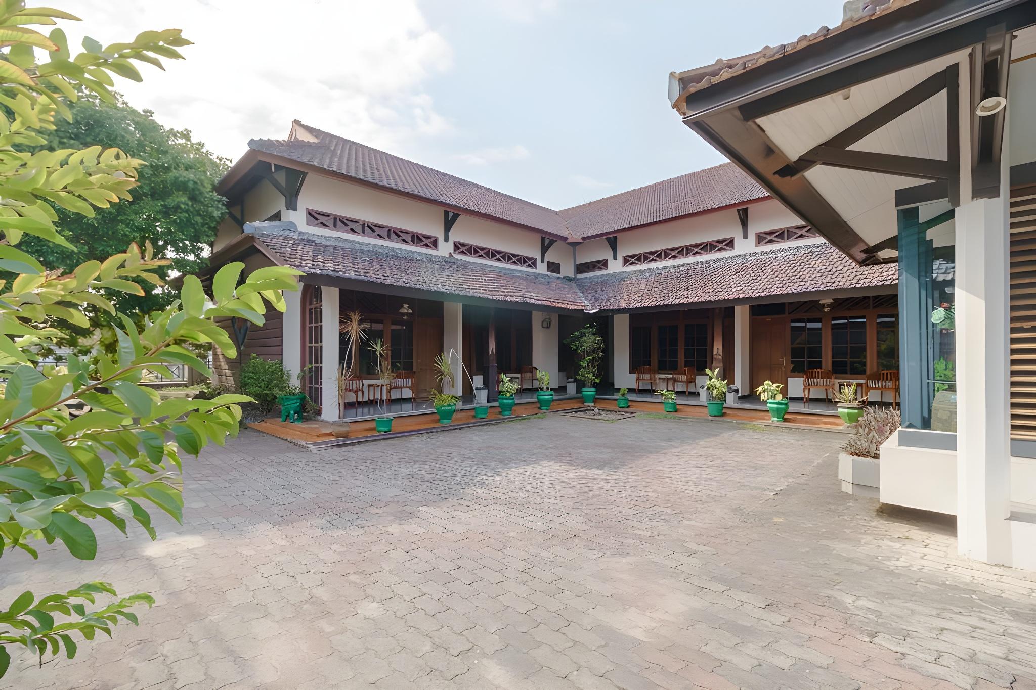 เรดดอร์ซ เนียร์ ทรานสมาร์ต ปังกัล ปีนัง