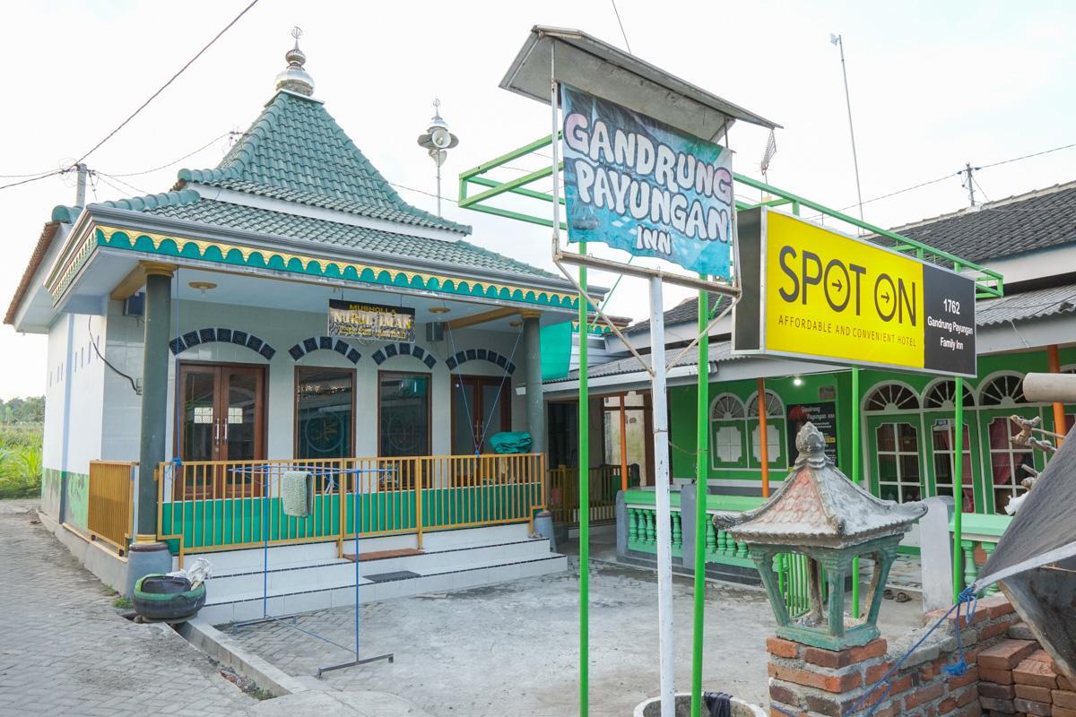 สปอต ออน 1762 กันดรุง ปายุงัน แฟมิลี อินน์