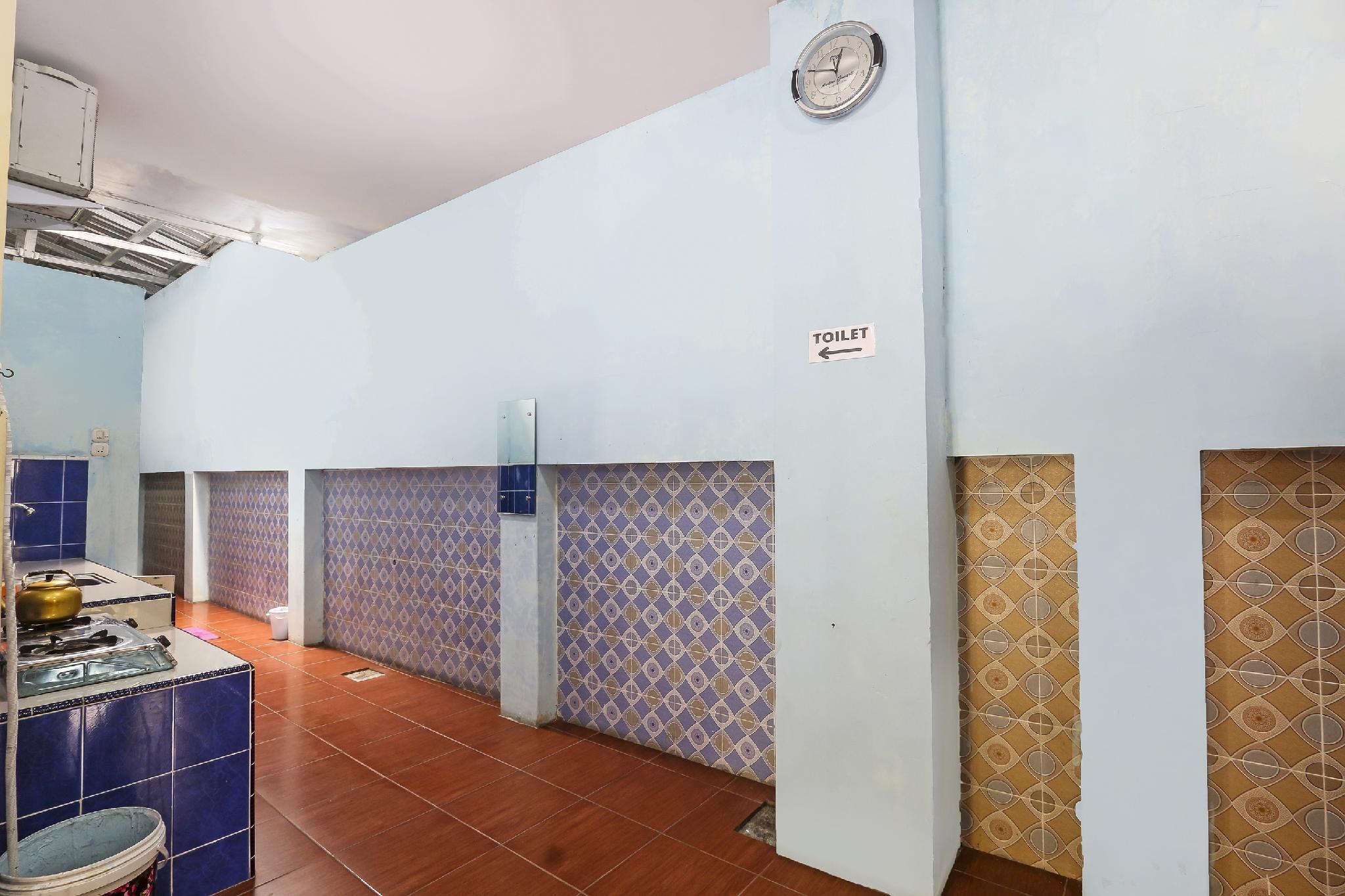 SPOT ON 90744 Alika Homestay