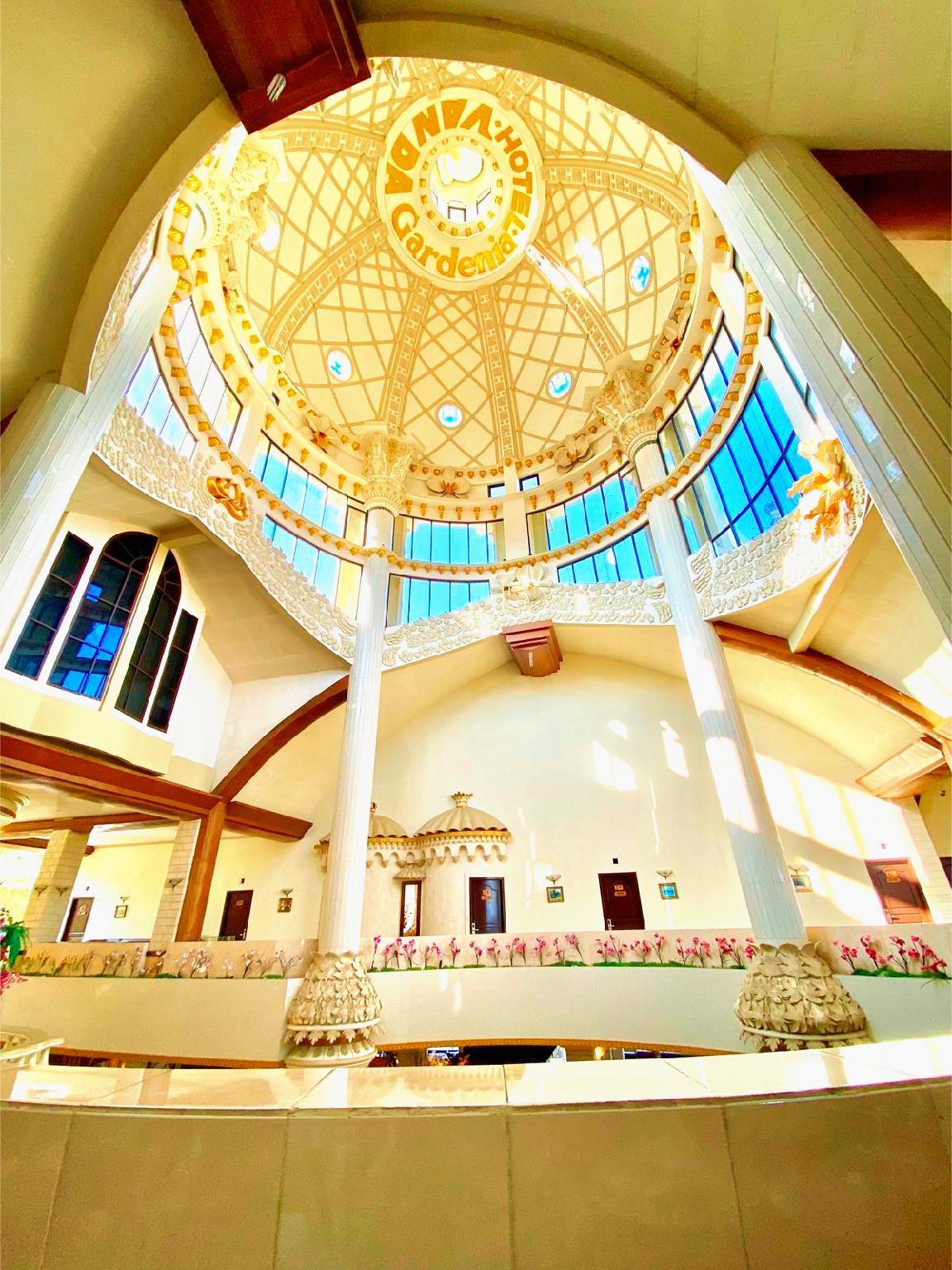 โรงแรมแวนด้าการ์เดนเนีย & รีสอร์ท