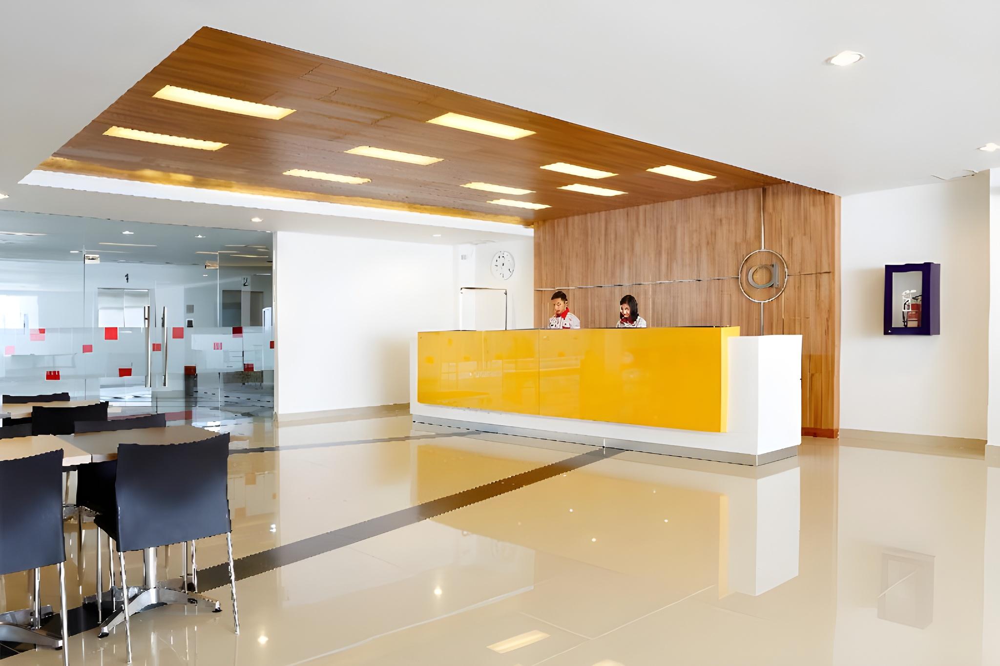 อมารี โฮเต็ล โปโนโรโก