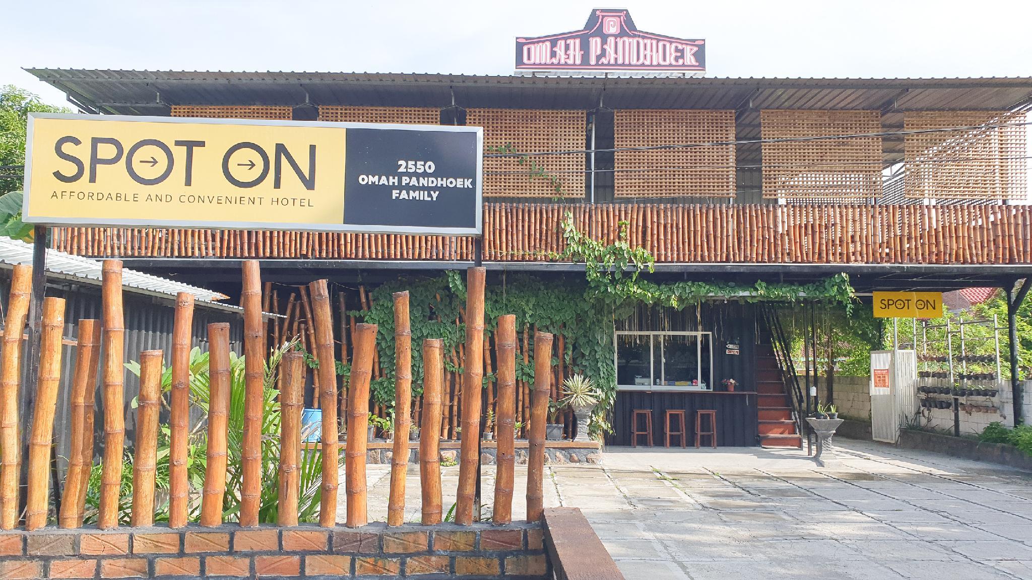 Omah Pandhoek Family Syariah Omah Pandhoek Family Syariah