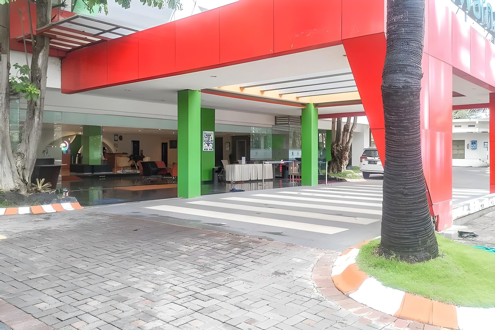 เรดดอร์ซ พรีเมียม @ จาลัน เวเทรัน โบโจเนโกโร เรดดอร์ซ พรีเมียม @ จาลัน เวเทรัน โบโจเนโกโร