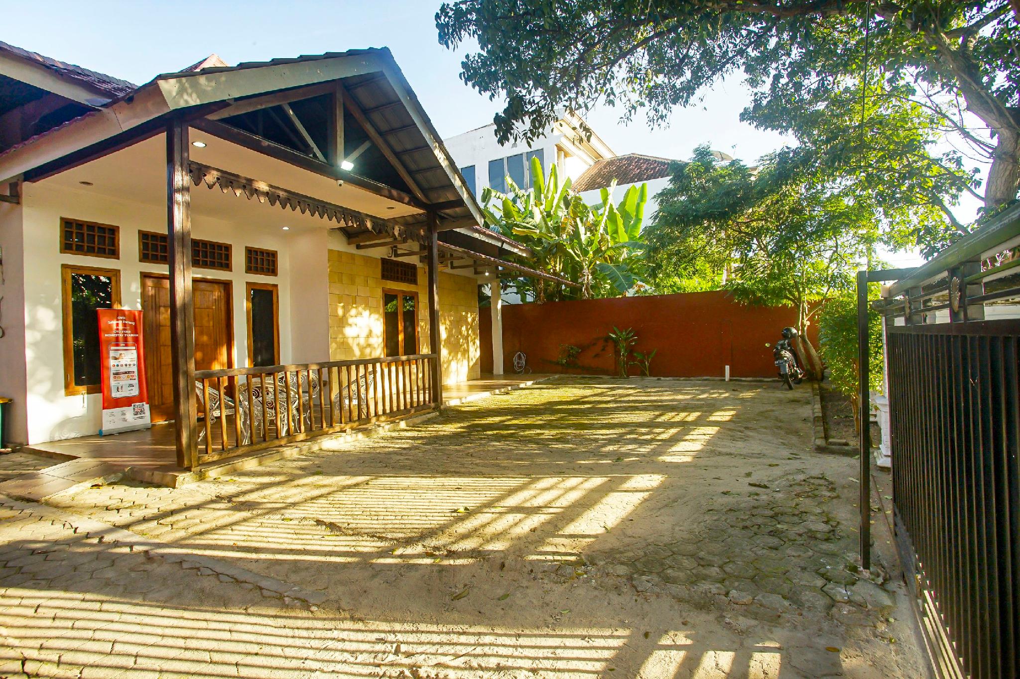 ซูเปอร์ โอโย 91055 โฮมสเตย์ ซารีอะห์