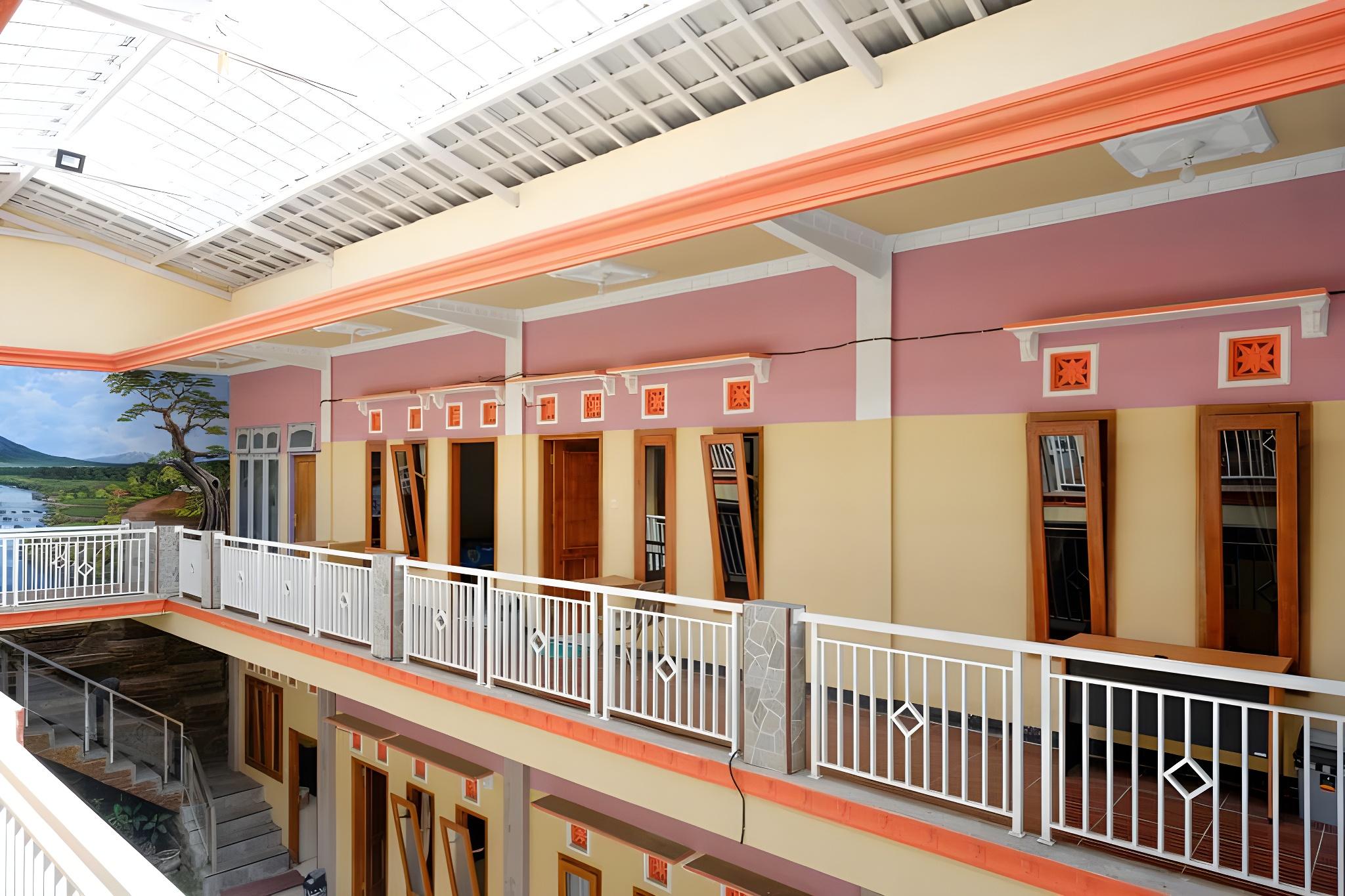 RedDoorz near Desa Wisata Tambi Dieng