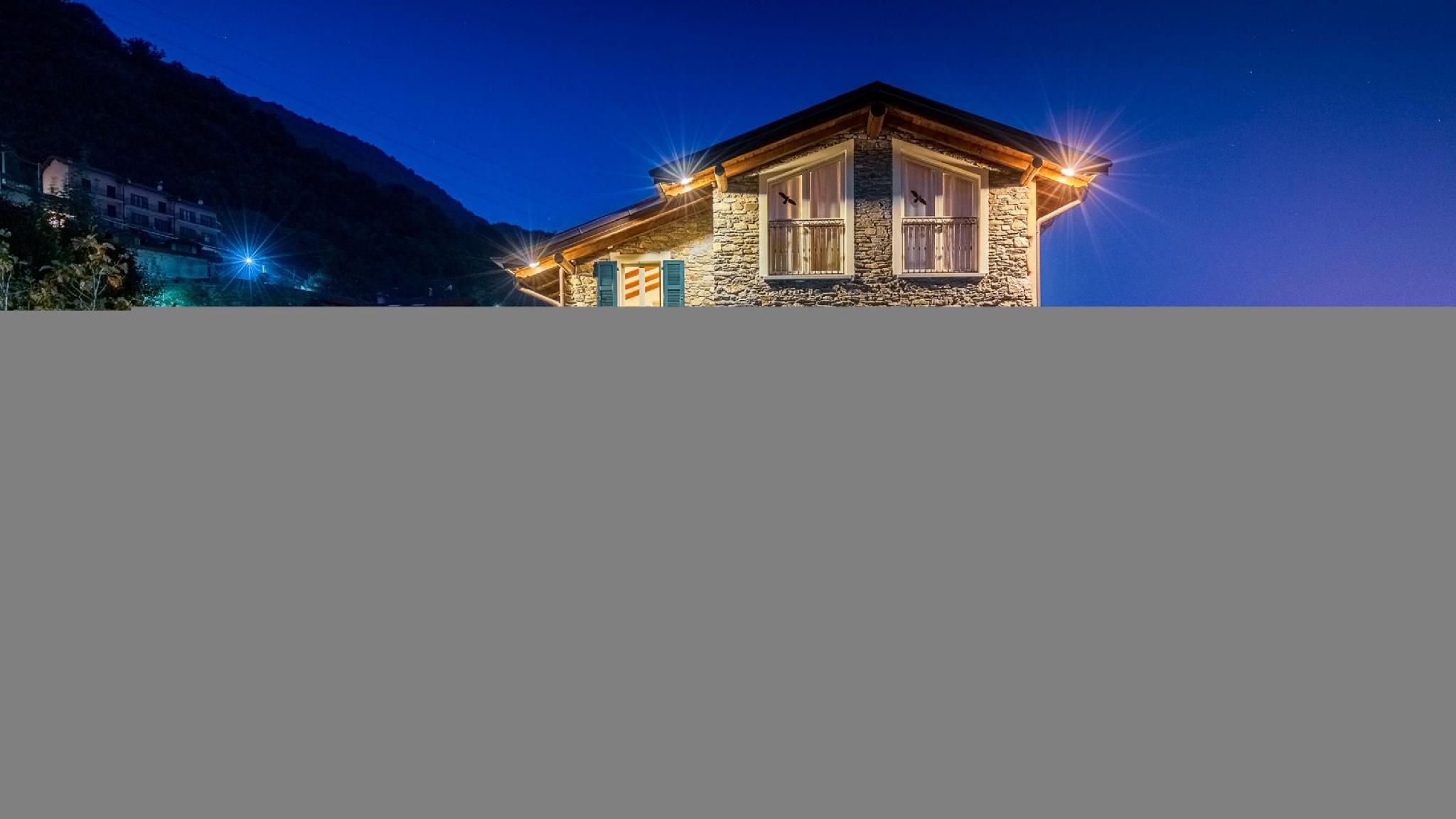 Villa La Dolce 8 in Santa Maria Rezzonico
