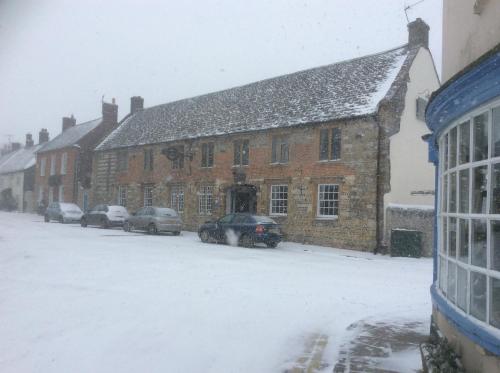 เดอะ นิว อินน์