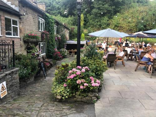 เดอะ แลมบ์ อินน์