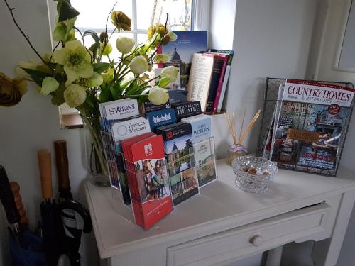 วิสทีเรีย แฮส วิสทีเรีย แฮส