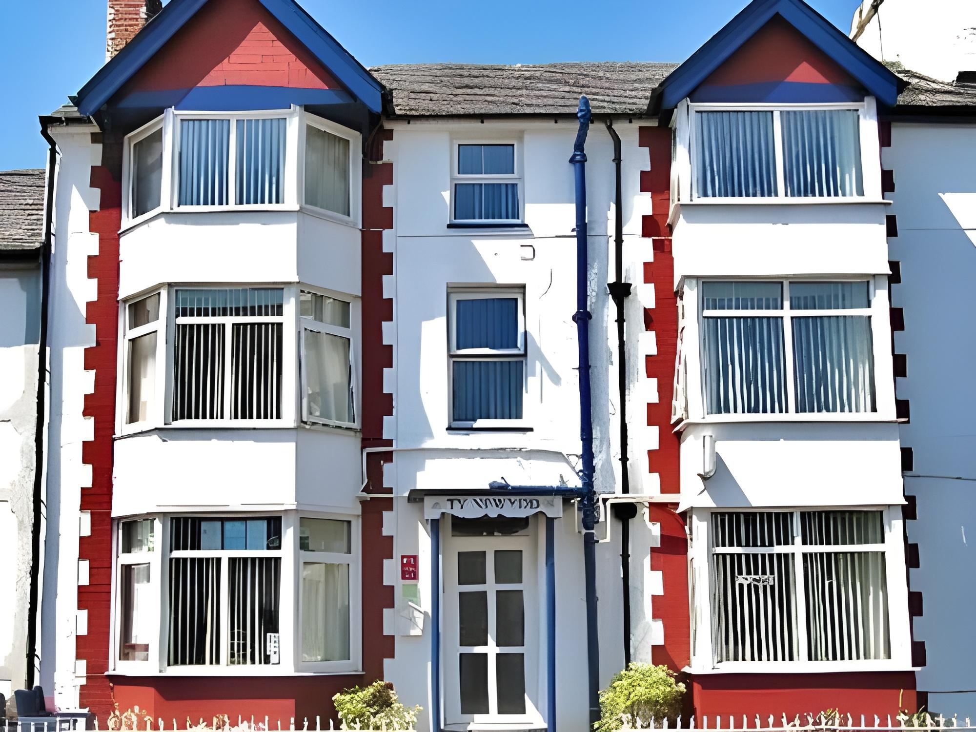 ไท นิววิดด์ บีแอนด์บี