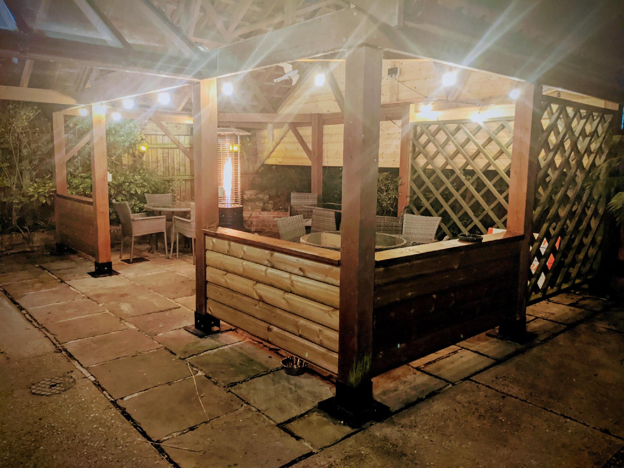 เดอะ โฟว์ ฮอร์ส ชูส์