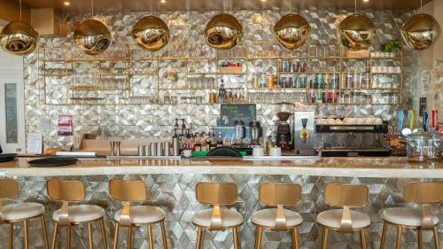 โอโย นิวเควย์ บีช โฮเทล