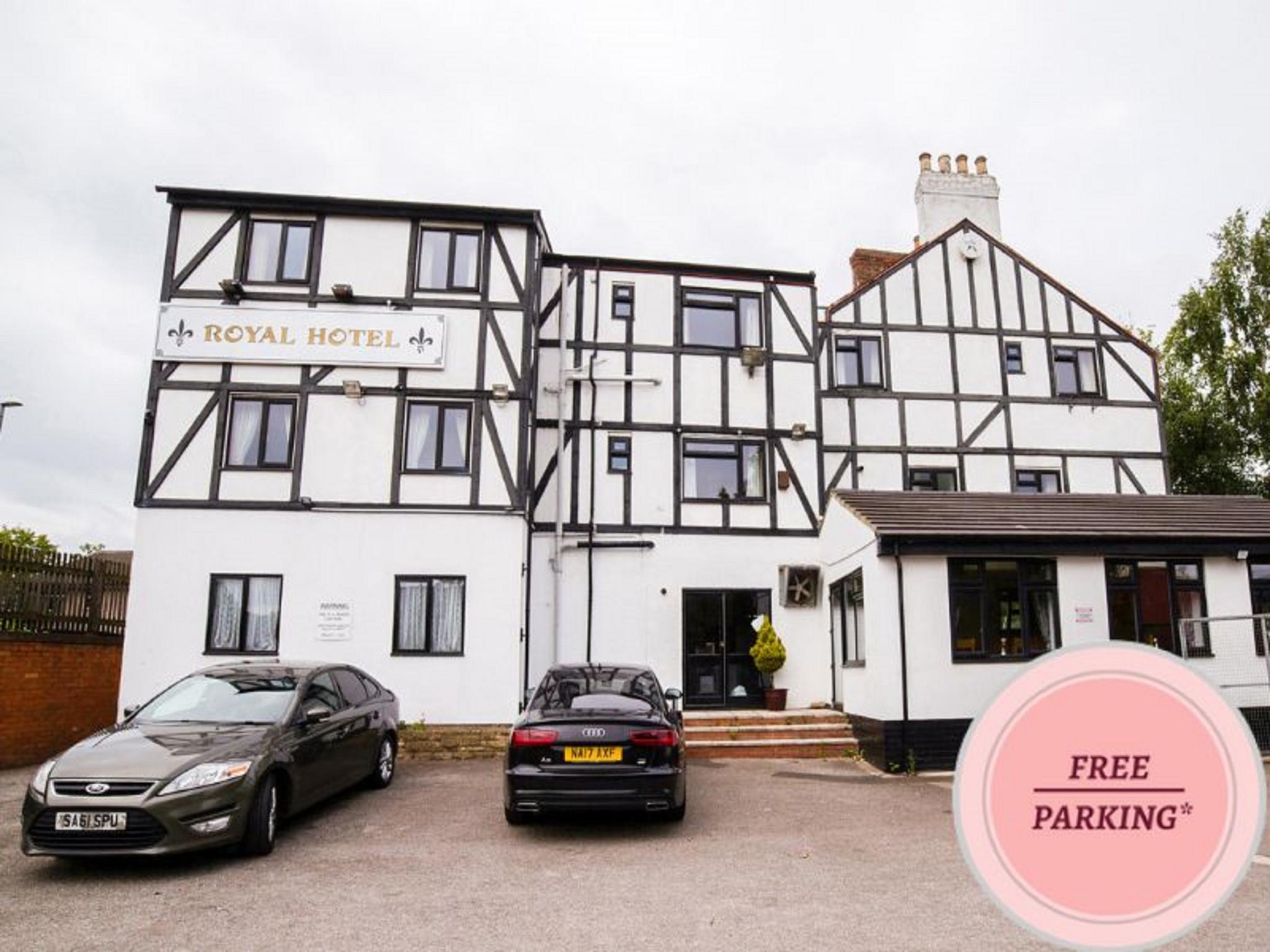 โรงแรมโอโย เดอะรอยัล